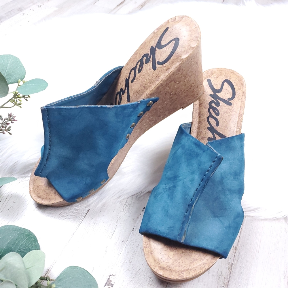 Sz 10 Womens Blue Skechers open toed wedges